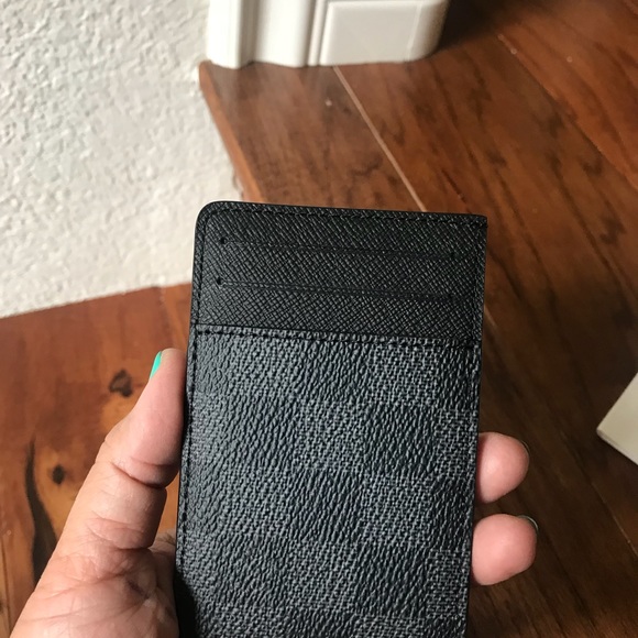 SOLD!!! Brand new LV cardholder graphite - Picture 3 of 6